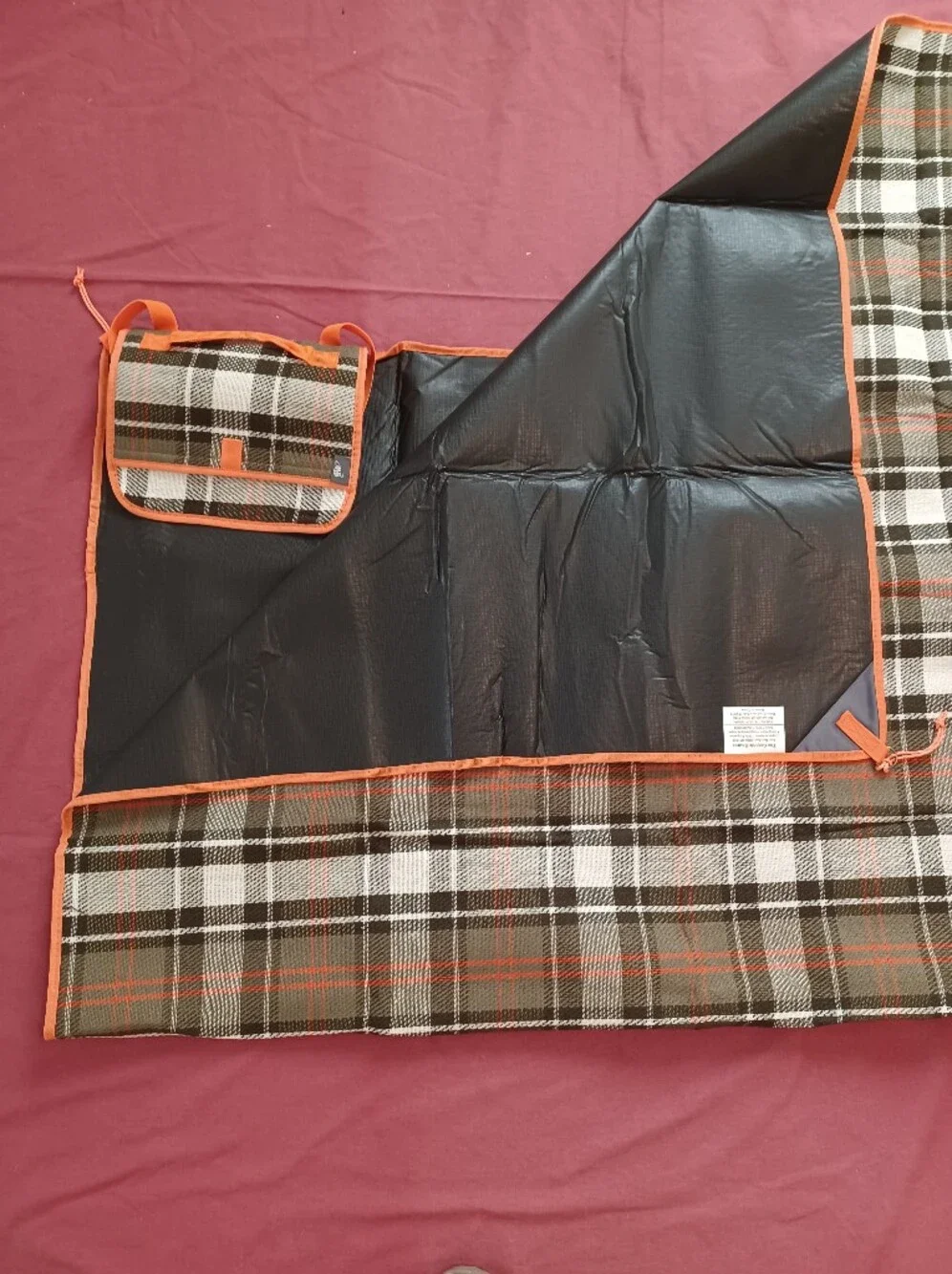 NWOT AAA Picnic Blanket Lightweight Green & Orange Plaid New Large 75